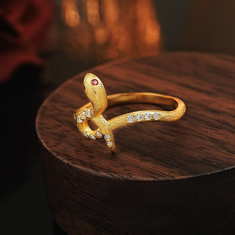 Unique Snake Design Silver Ring