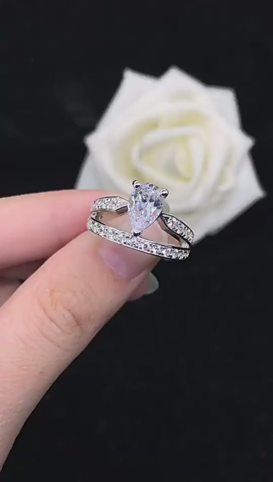 1.5ct Pear Cut 18K White Gold Plated Ring