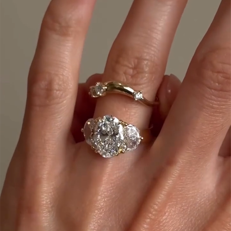 2PCS Three Stone Oval Cut Bridal Set Rings in Sterling Silver