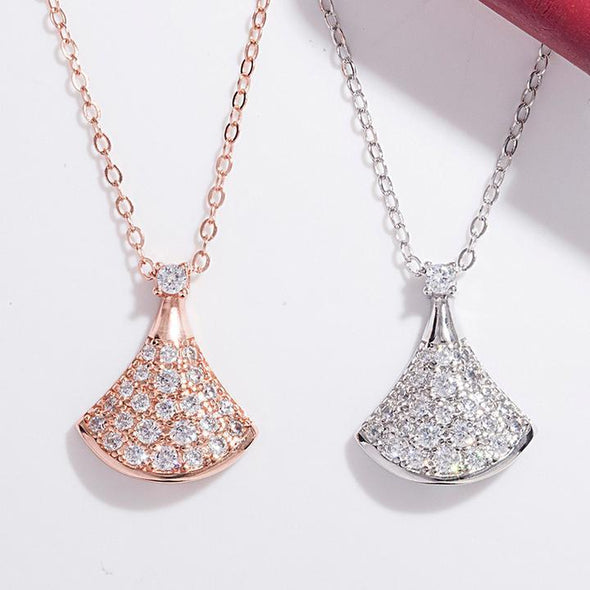 Fan-Shaped Design Pendant Necklace